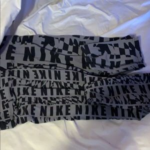 Nike leggings